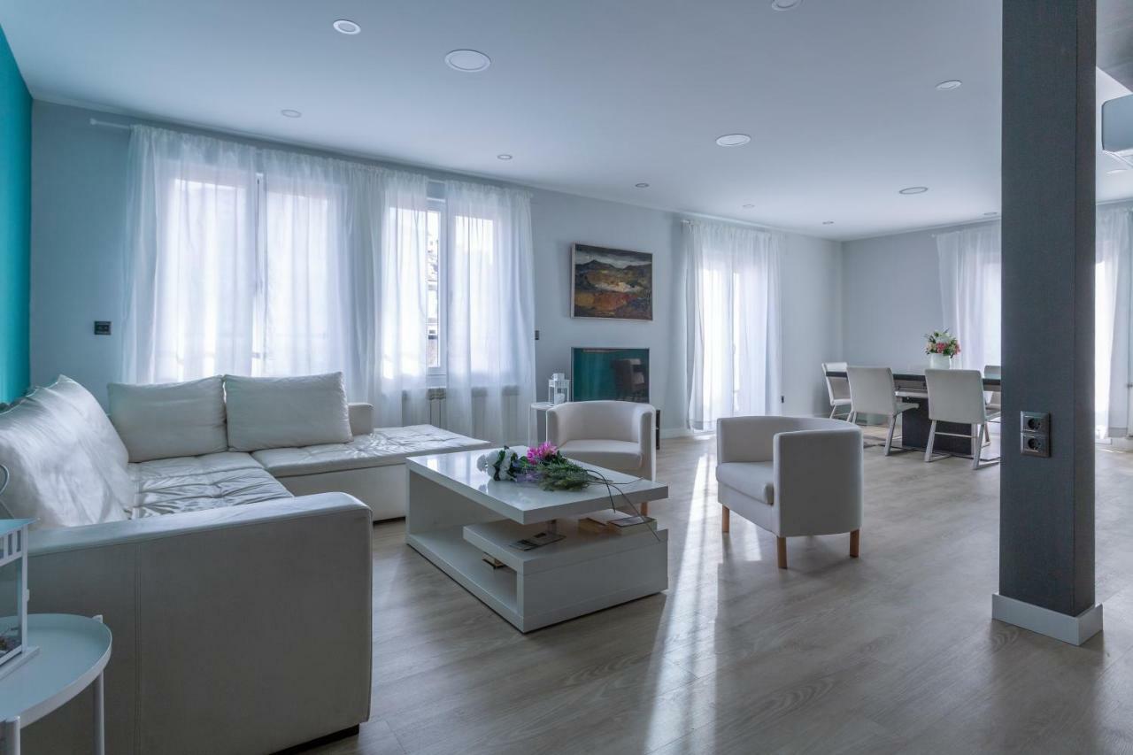 Gran Vía Deluxe Appartement Granada Buitenkant foto